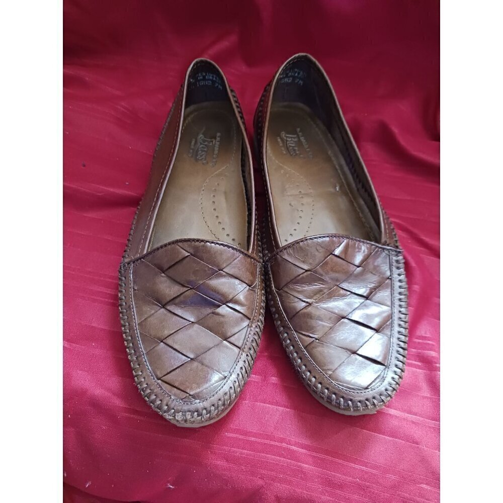 G.H. Bass & Co. Brown Loafers Womens Size 7M Woven Slip-On Shoes